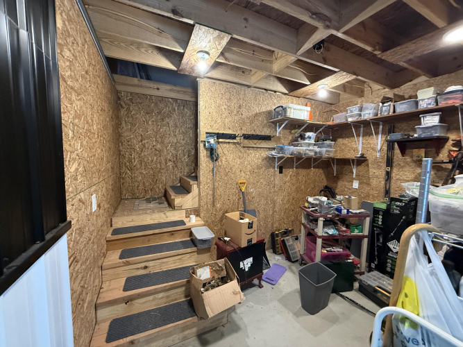 Listing Image 56
