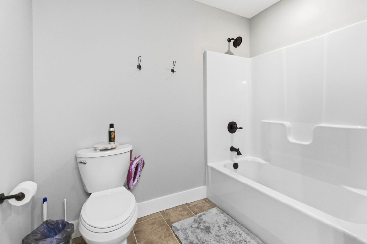 Listing Image 55