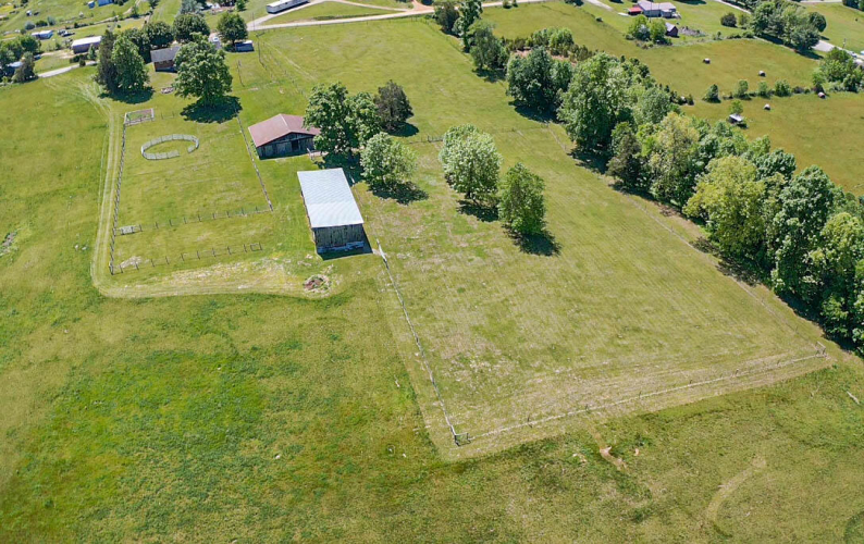 Listing Image 76