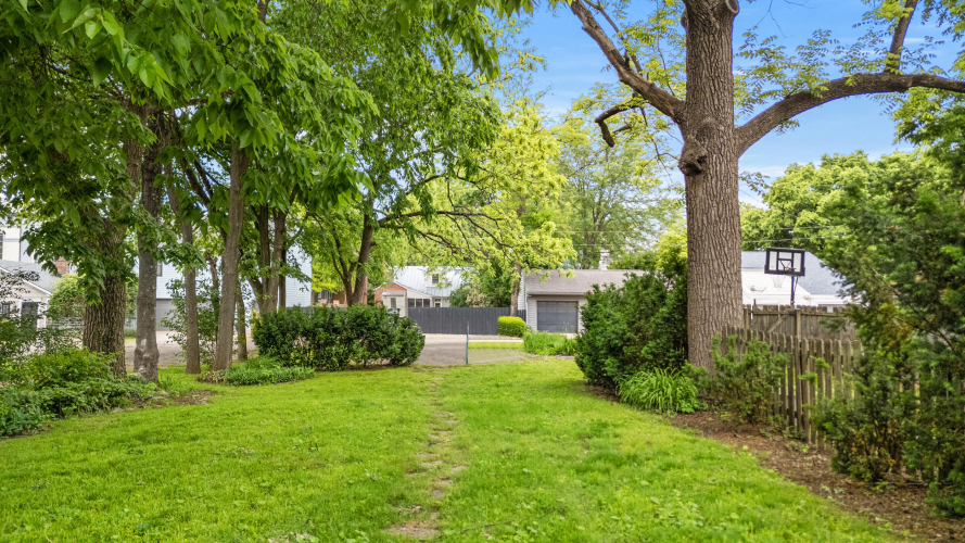 Listing Image 33