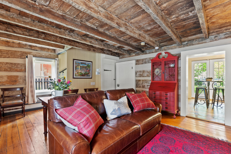 Listing Image 9