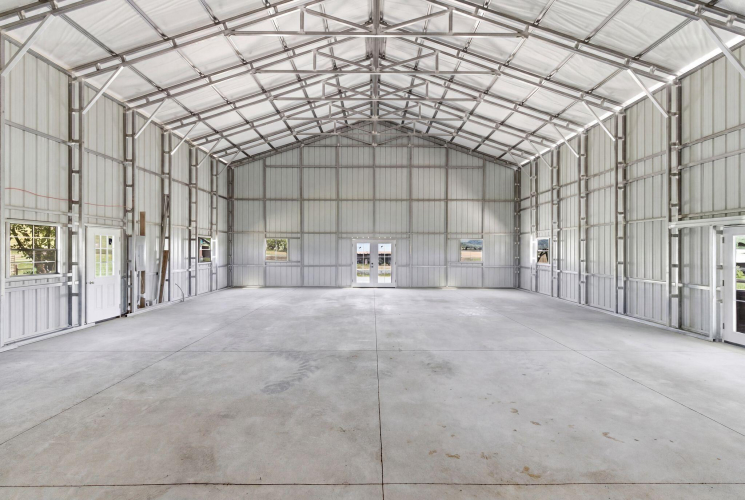 Listing Image 11