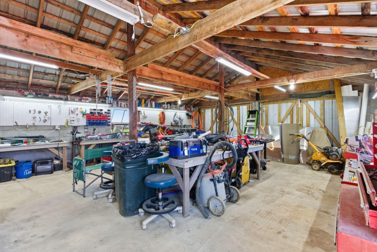 Listing Image 18