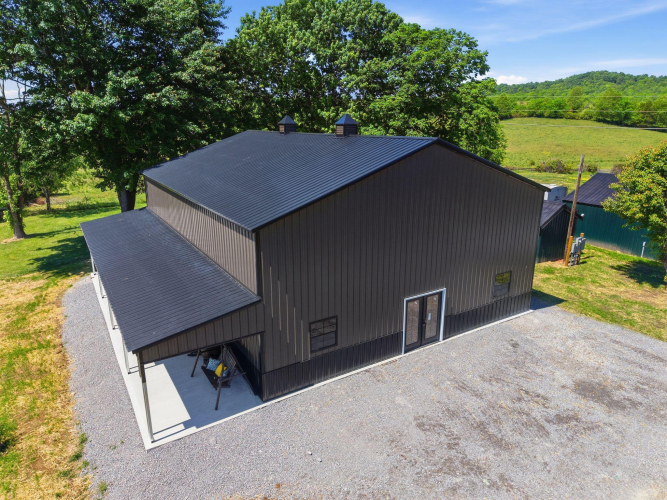 Listing Image 6