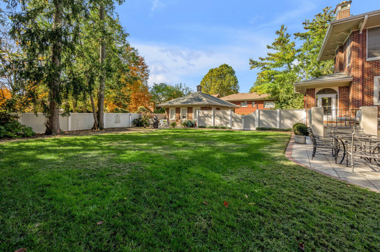 Listing Image 84