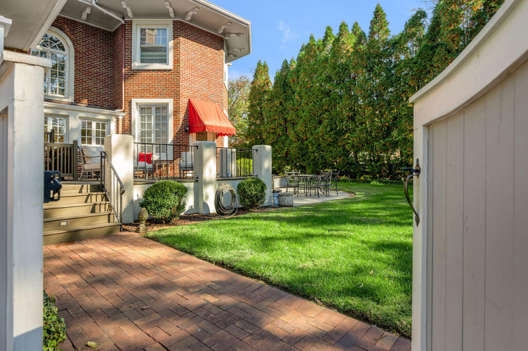 Listing Image 87