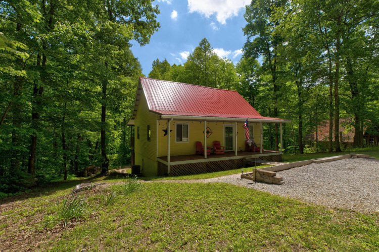 Listing Image 4
