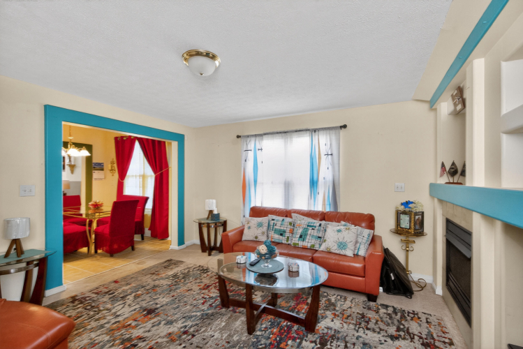 Listing Image 14
