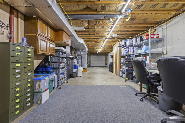 Listing Image 32