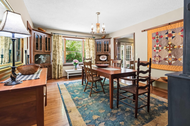 Listing Image 14