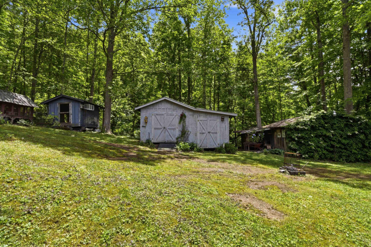 Listing Image 45