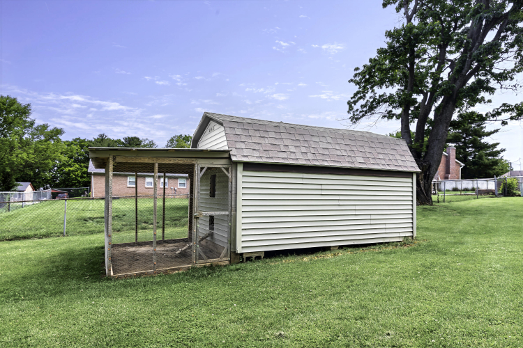 Listing Image 23