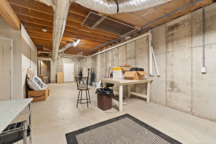 Listing Image 51
