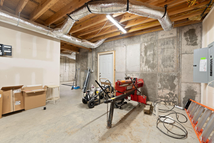 Listing Image 55