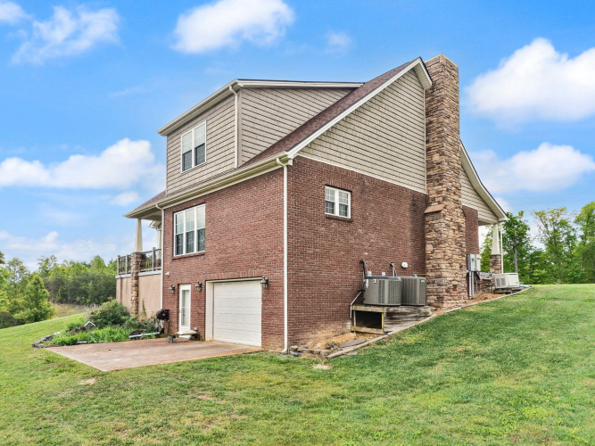 Listing Image 81