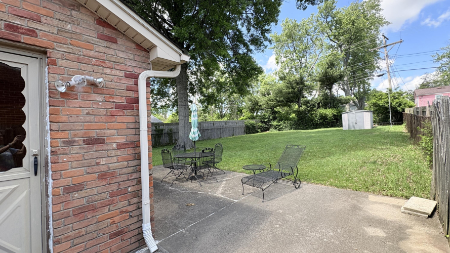 Listing Image 32