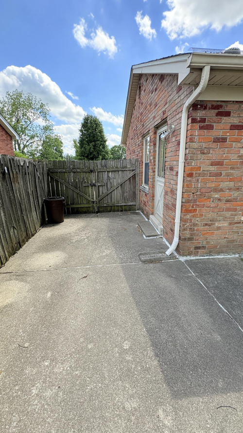 Listing Image 37