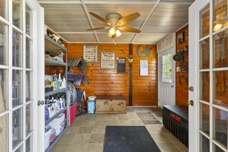 Listing Image 43