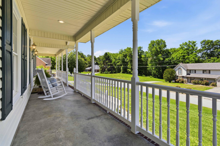 Listing Image 6