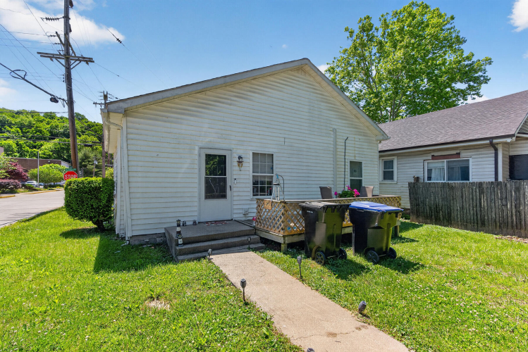 Listing Image 19