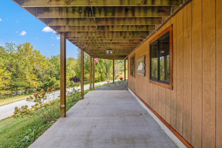 Listing Image 41