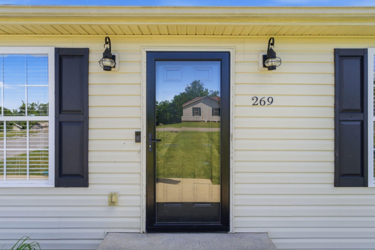 Listing Image 5