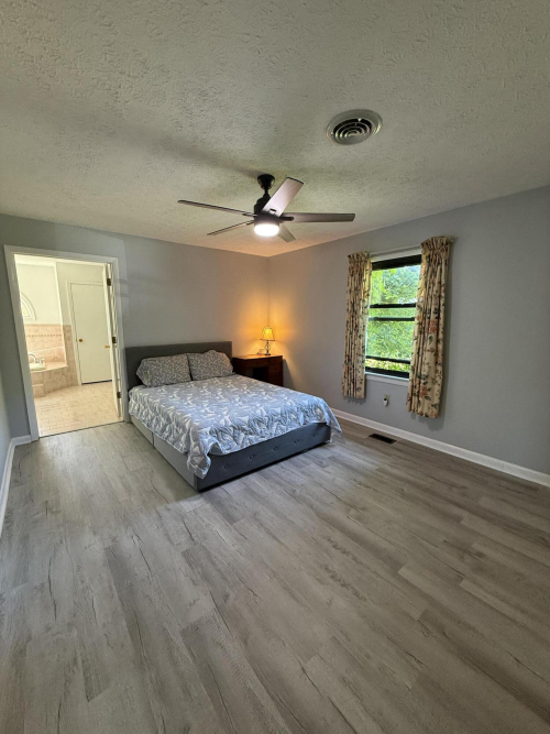 Listing Image 56