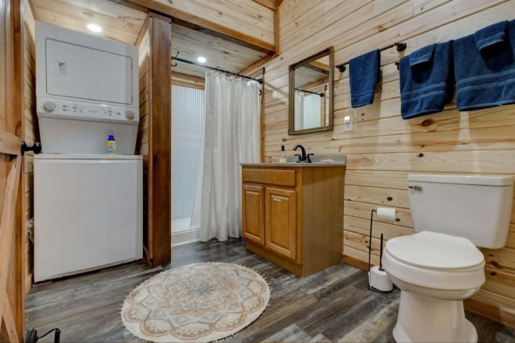 Listing Image 8