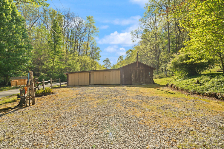 Listing Image 59