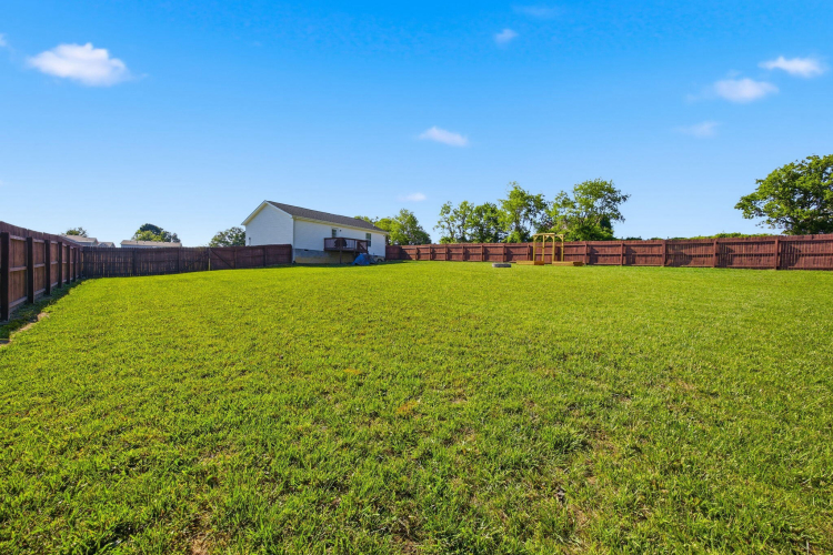 Listing Image 24