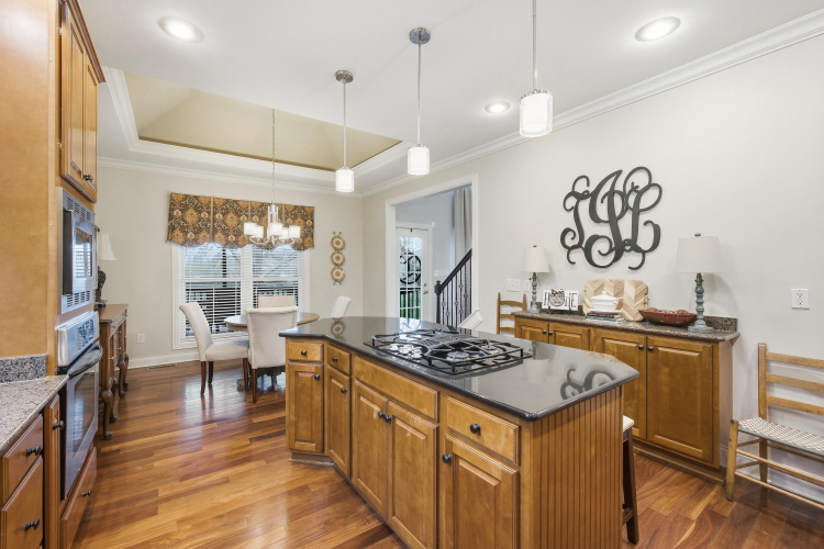 Listing Image 15