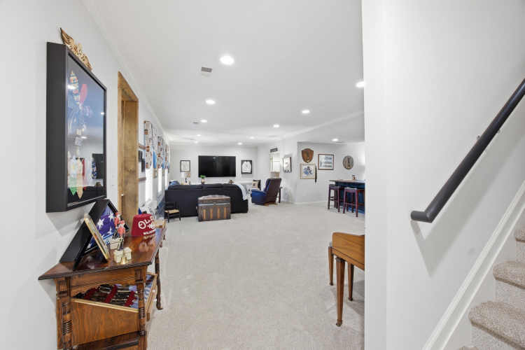 Listing Image 34