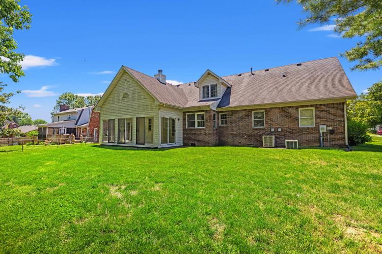 Listing Image 38