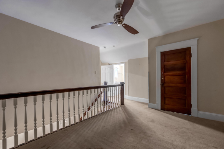 Listing Image 53
