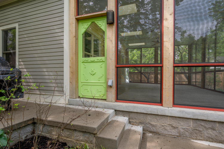 Listing Image 74