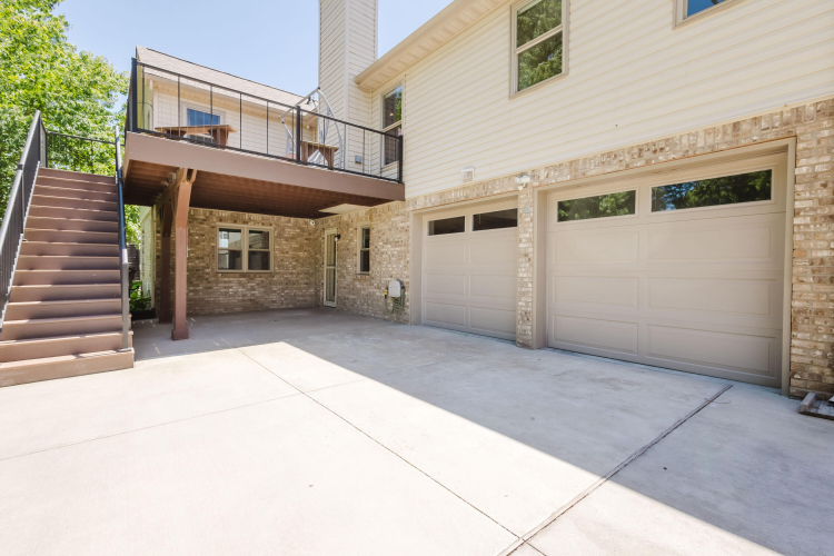Listing Image 50