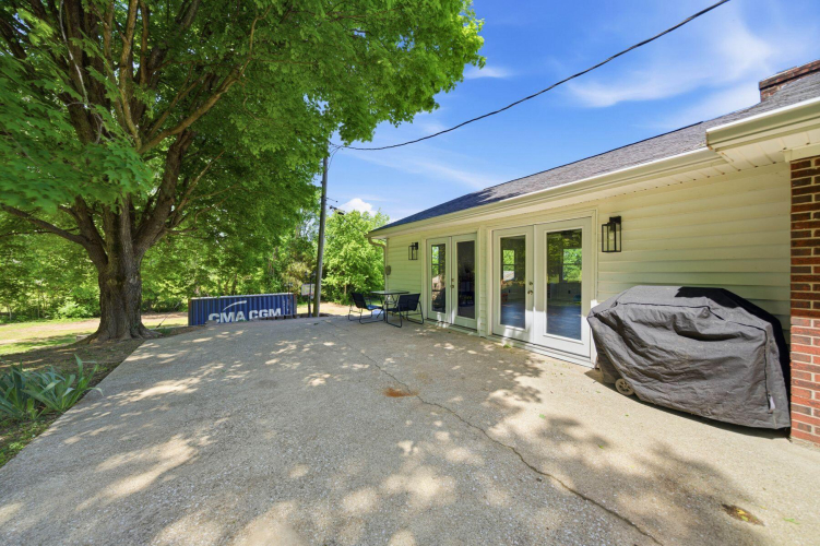 Listing Image 42