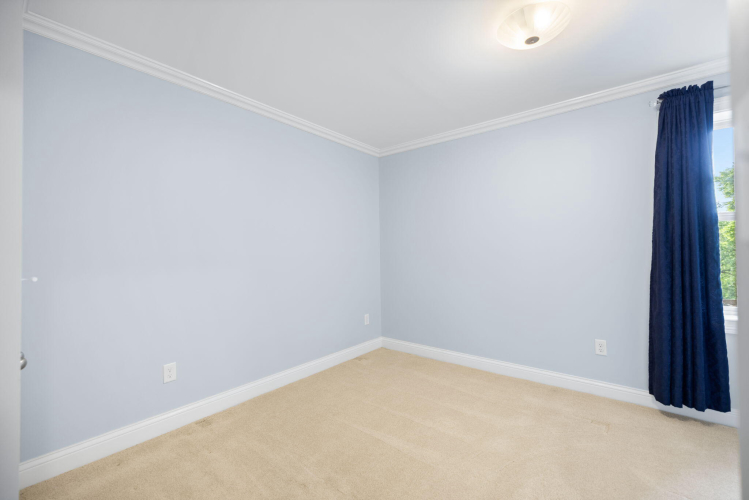 Listing Image 64
