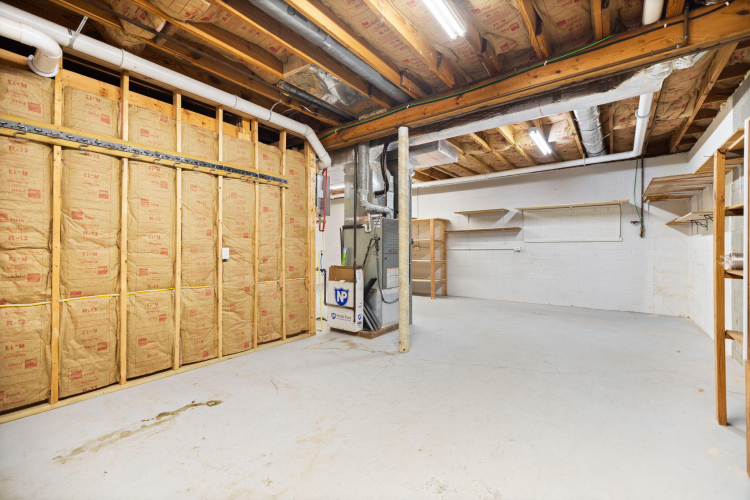 Listing Image 71