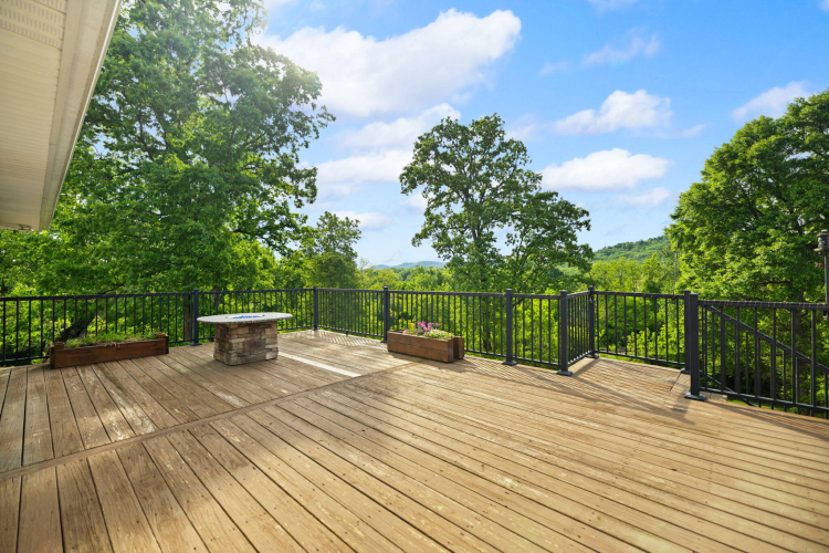 Listing Image 80