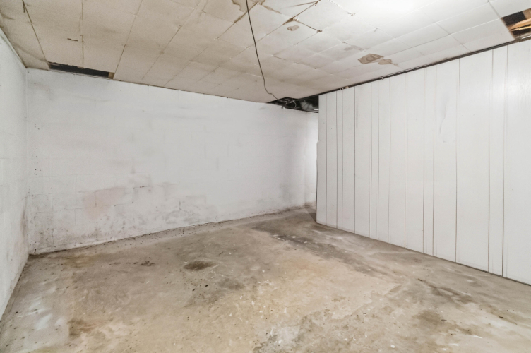 Listing Image 41