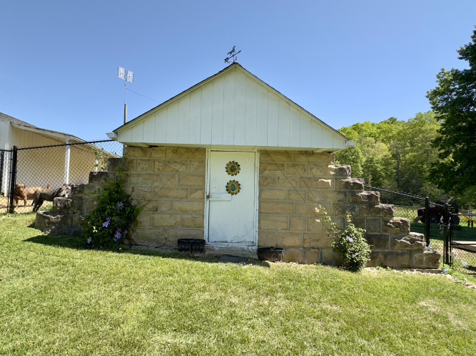 Listing Image 49