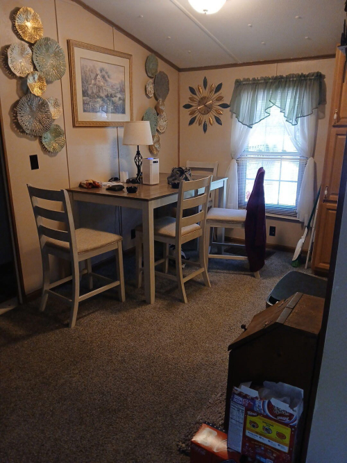 Listing Image 3