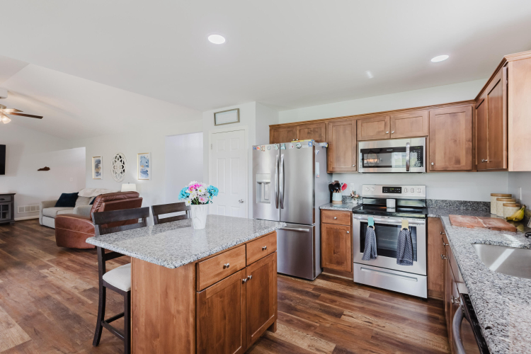 Listing Image 21