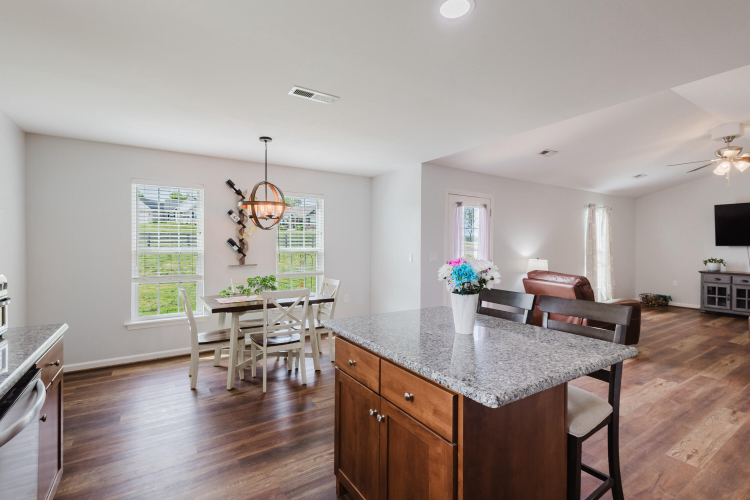 Listing Image 22