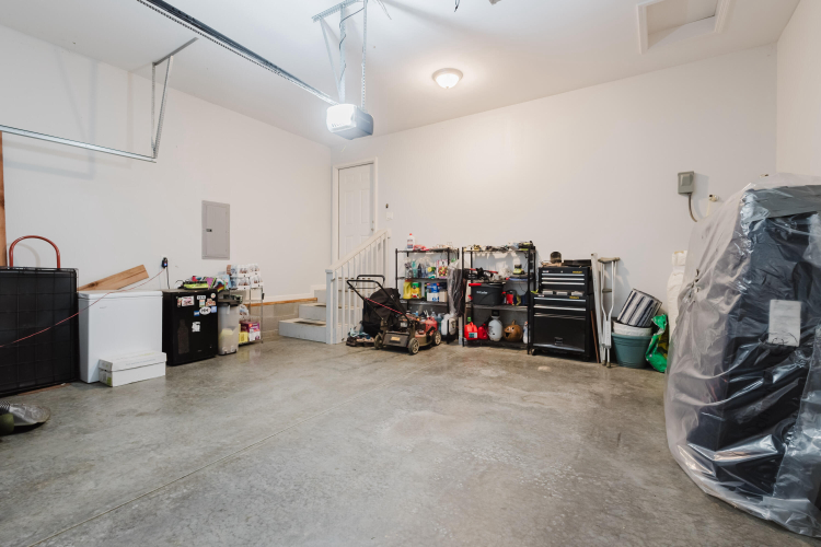 Listing Image 38