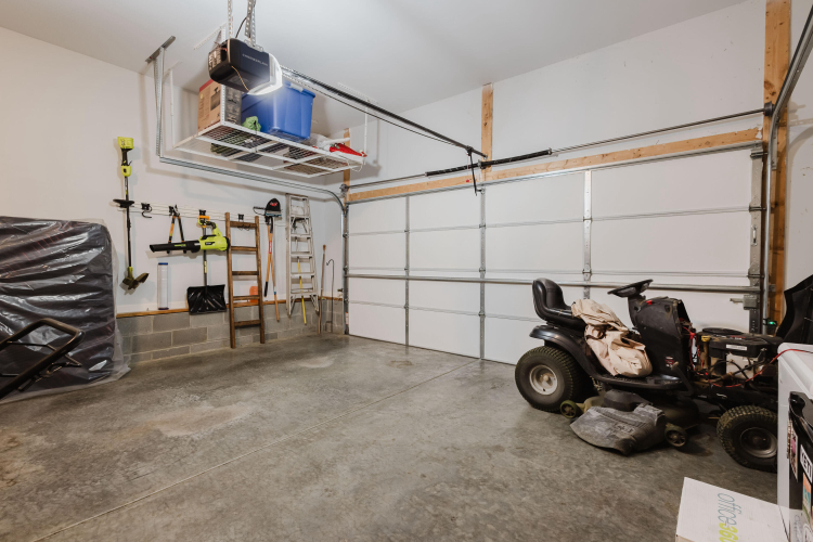 Listing Image 40