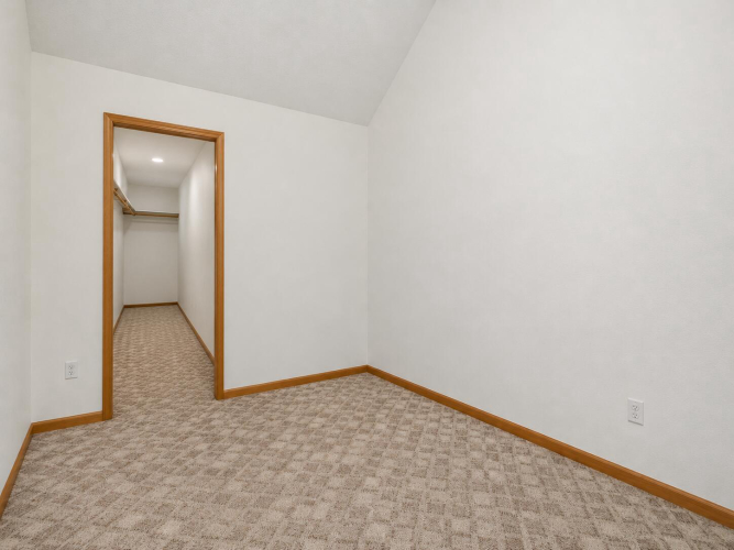 Listing Image 51