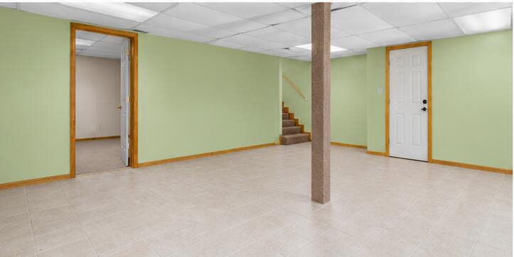 Listing Image 53