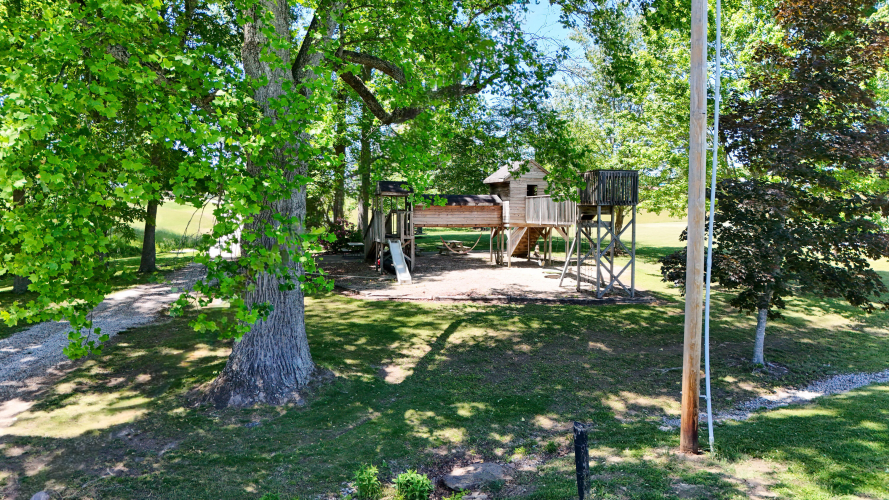 Listing Image 57